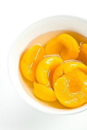 bowl full of peaches