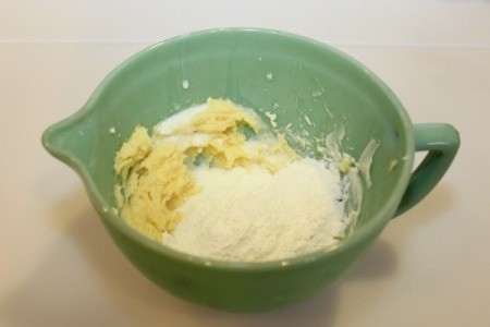 add buttermilk and flour mix