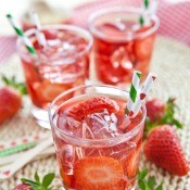 strawberry spritzer