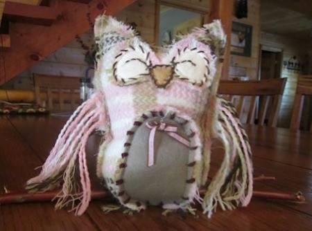 Stuffed scarf owl.