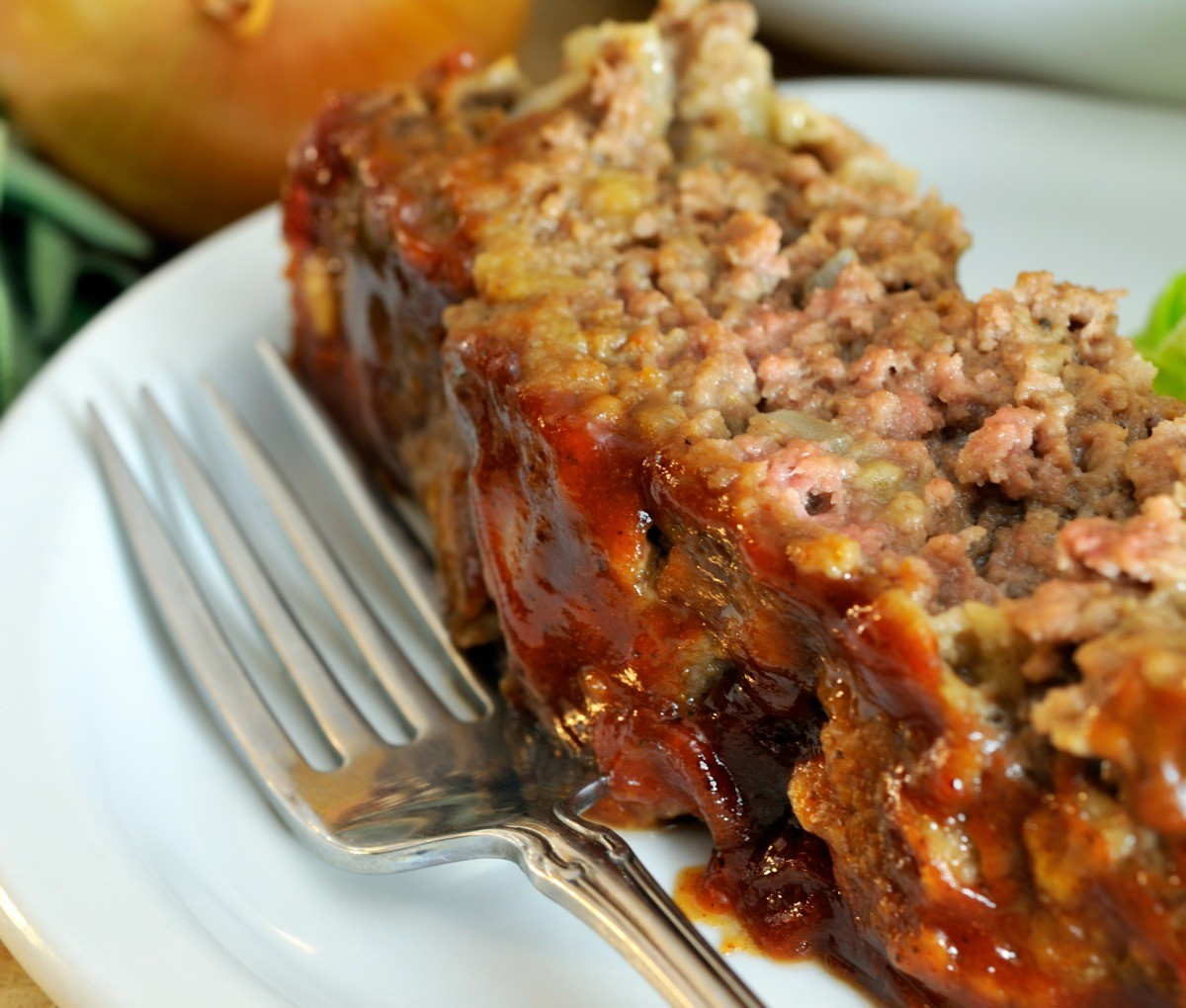 Stretching Meatloaf | ThriftyFun