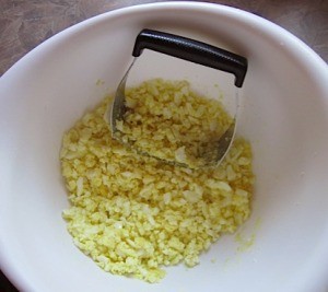 Pastry Blender for Chopped Eggs