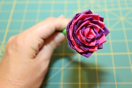 duct tape rose pen