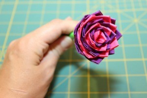 duct tape rose pen