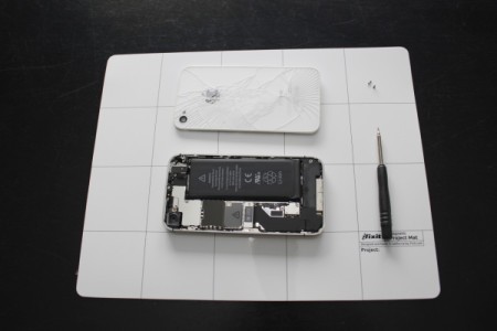 Fixing iPhone 4 Broken Back Glass