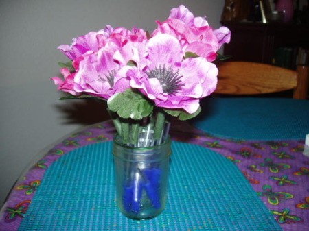 Finsihed flower pens in a vase.