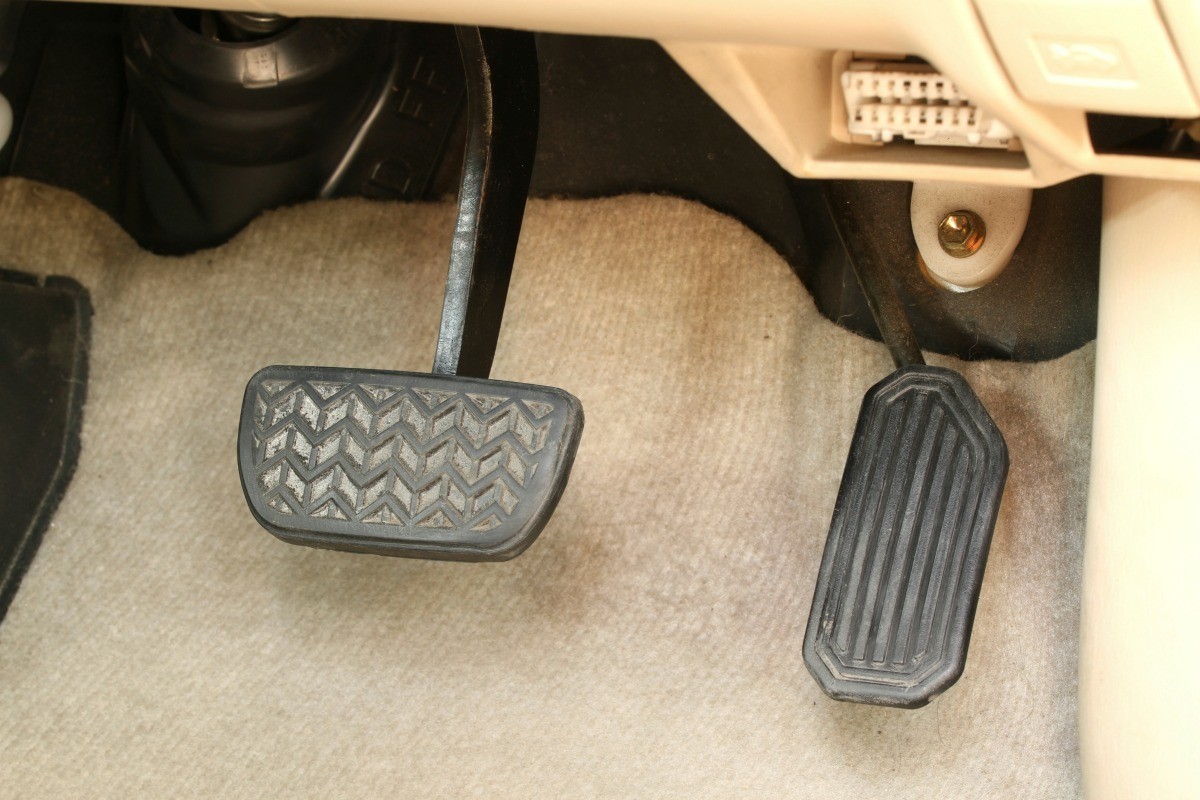 Removing Salt Stains from Your Car's Carpet? ThriftyFun