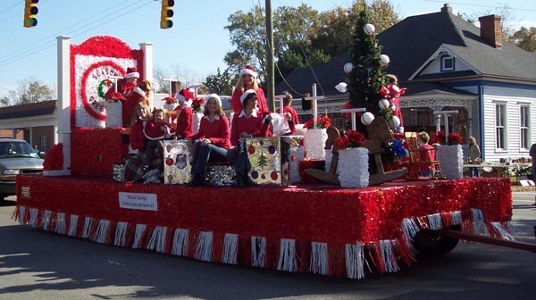 12 Days Of Christmas Float Ideas Thriftyfun