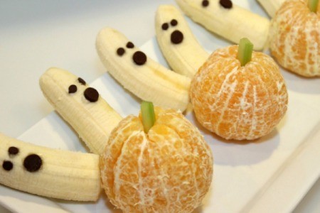 banana ghosts and pumpkin oranges