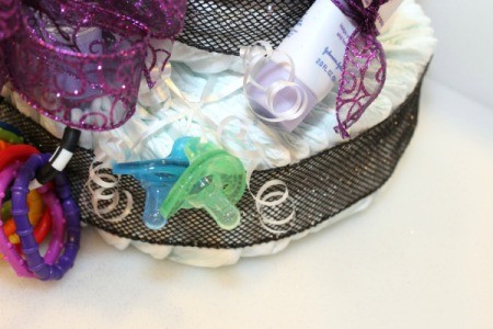 tie on decorations 4