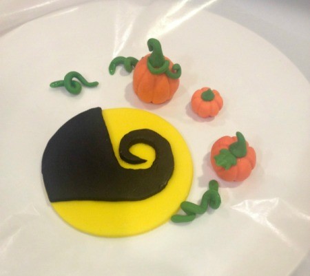 Nightmare Before Christmas Cake Toppers - moon and pumpkins