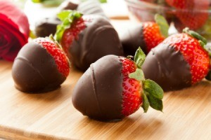 Chocolate cover strawberries, a great treat for frugal entertaining.