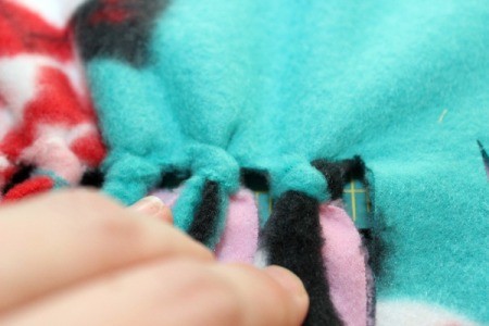 No-Sew Dog Throw for Furniture