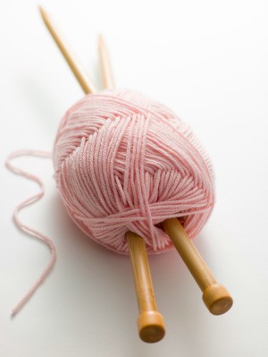 knitting needles and yarn