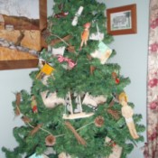 Vintage Memories Christmas Tree