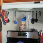 Cup Hooks to Store Kitchen Implements