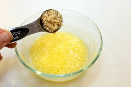 add garlic to butter