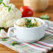 Roasted Garlic and Cauliflower Soup