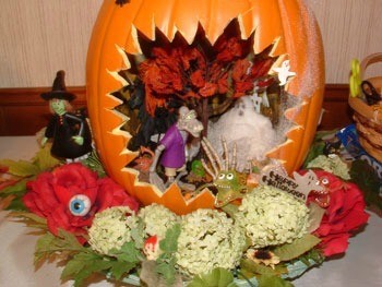 Pumpkin Centerpiece - with mini scene inside