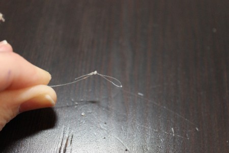 tie knot in fishing line