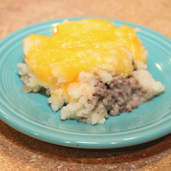 Mashed Potato and Hamburger Casserole | ThriftyFun