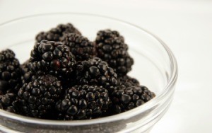 A bowl of blackberries.