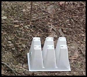 white plastic plant six pack