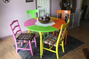 Refurbishing an Old Table and Chairs