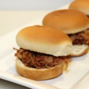 pulle pork sandwiches