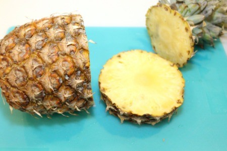 cut pineapple slice