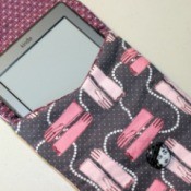 kindle in pouch 1