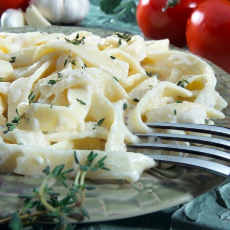 Fettuccine Alfredo