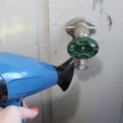 Hairdryer for Thawing Frozen Pipes