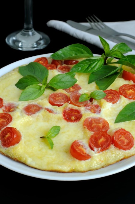 Caprese omelet