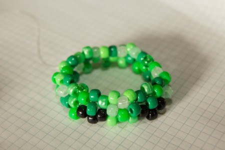 Beaded Minecraft Creeper Cuff - beading the bracelet