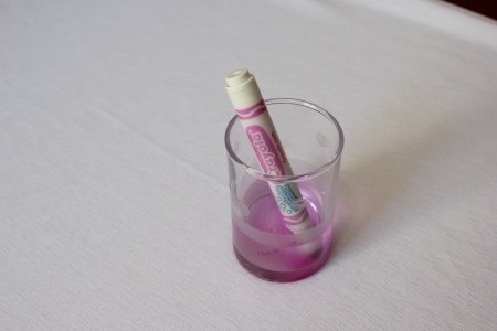 Reviving Dried Up Markers - marker in a cup