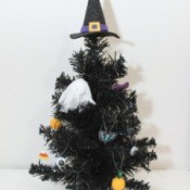mini halloween tree with ornaments