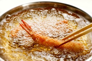 Shrimp Frying in Oil