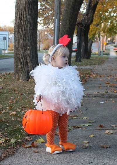 Halloween Costume: Chicken