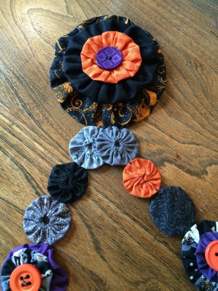 sew garland to triple yo yos