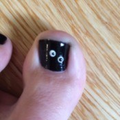 Spooky Eyes Nail Art