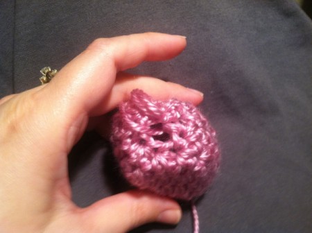 Crocheted Newborn Mitts - view of hole in beginning circle