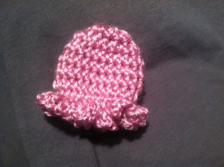 Crocheted Newborn Mitts - finished mitt