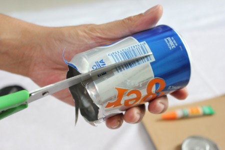 cutting down side of can