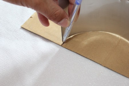 marking ends of curved can