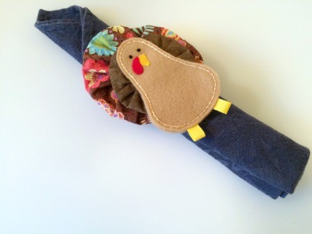 Fabric Yo Yo Turkey napkin ring