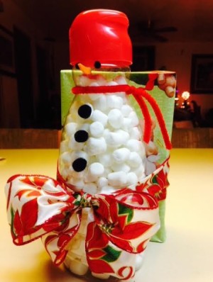 finished snowman hot chocolate gift