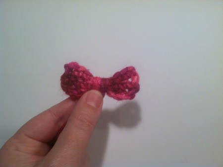 wrap tail around bow shape