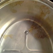 stains on exterior slow cooker pot