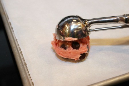 put dough on cookie sheet